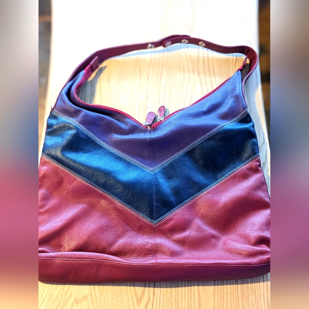 Leather split zipper Chevron shoulder bag